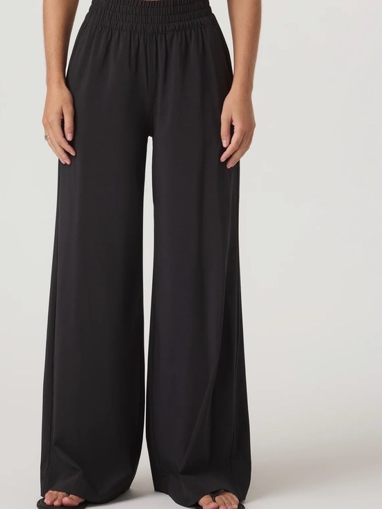 Vuori Pants - Villa Wideleg Pant - Long, Pull-On Wide-Leg Pants in Black